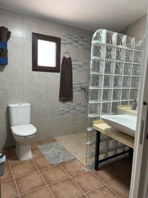 Villa Rural Con Amplia Piscina Campillo de Altobuey Eksteriør bilde