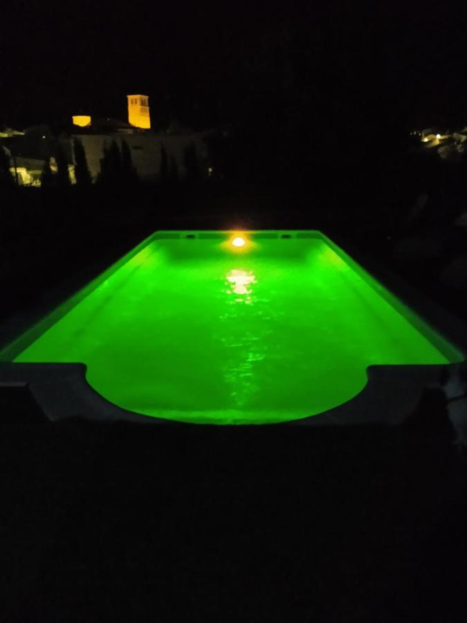 Villa Rural Con Amplia Piscina Campillo de Altobuey Eksteriør bilde
